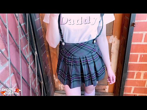 ❤️ 女子校生は授業の代わりに彼女のペニスを深く吸ってファックする。 ❤️ 上質なセックス ❌️❤